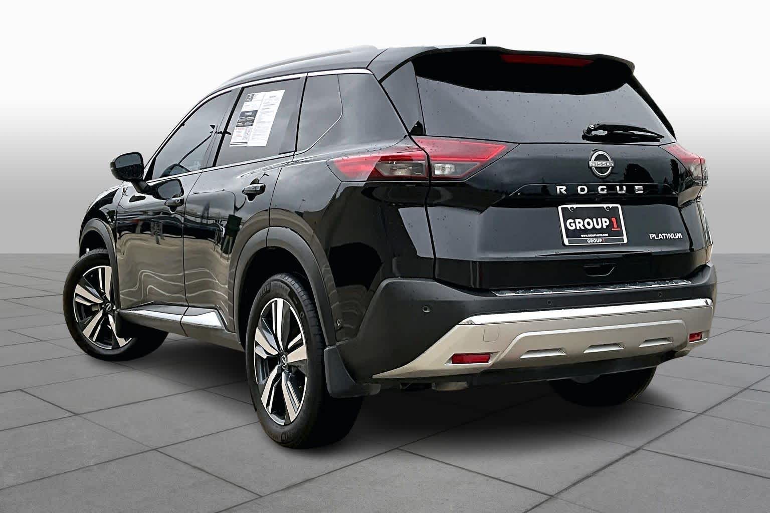 2022 Nissan Rogue Platinum Super Black at Tomball Ford