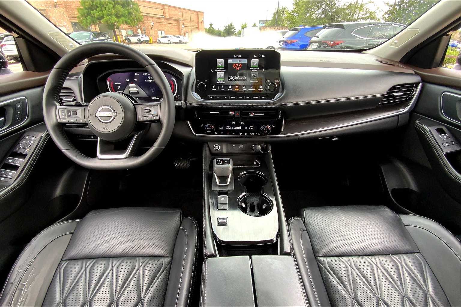 2022 Nissan Rogue Platinum Super Black at Tomball Ford