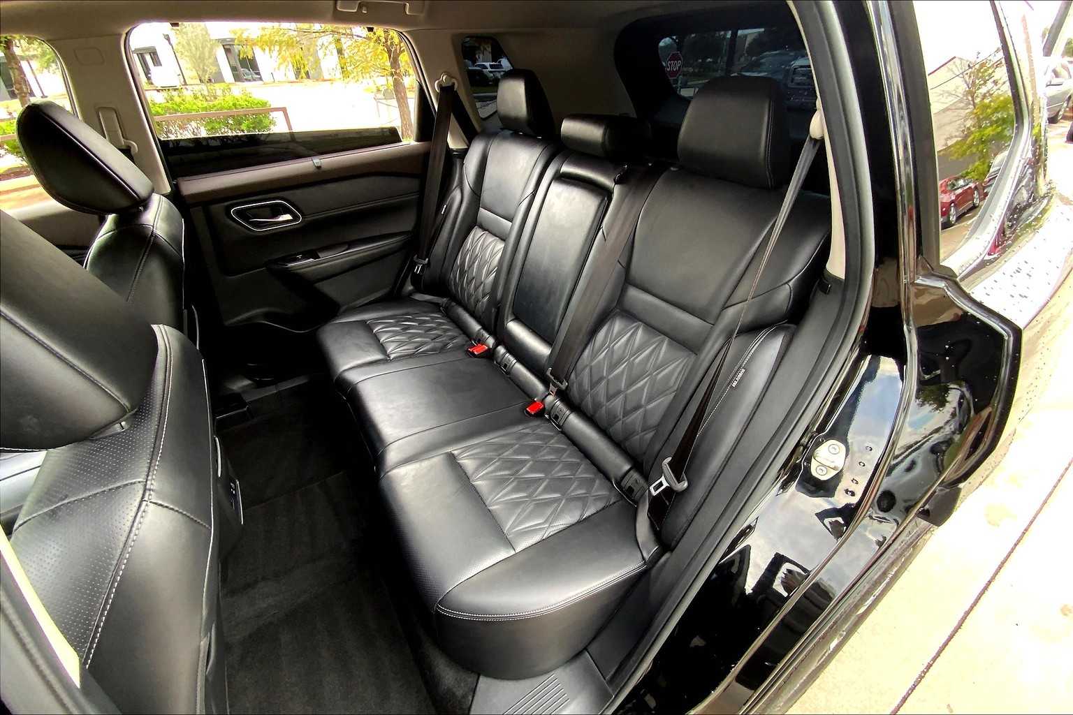 2022 Nissan Rogue Platinum Super Black at Tomball Ford