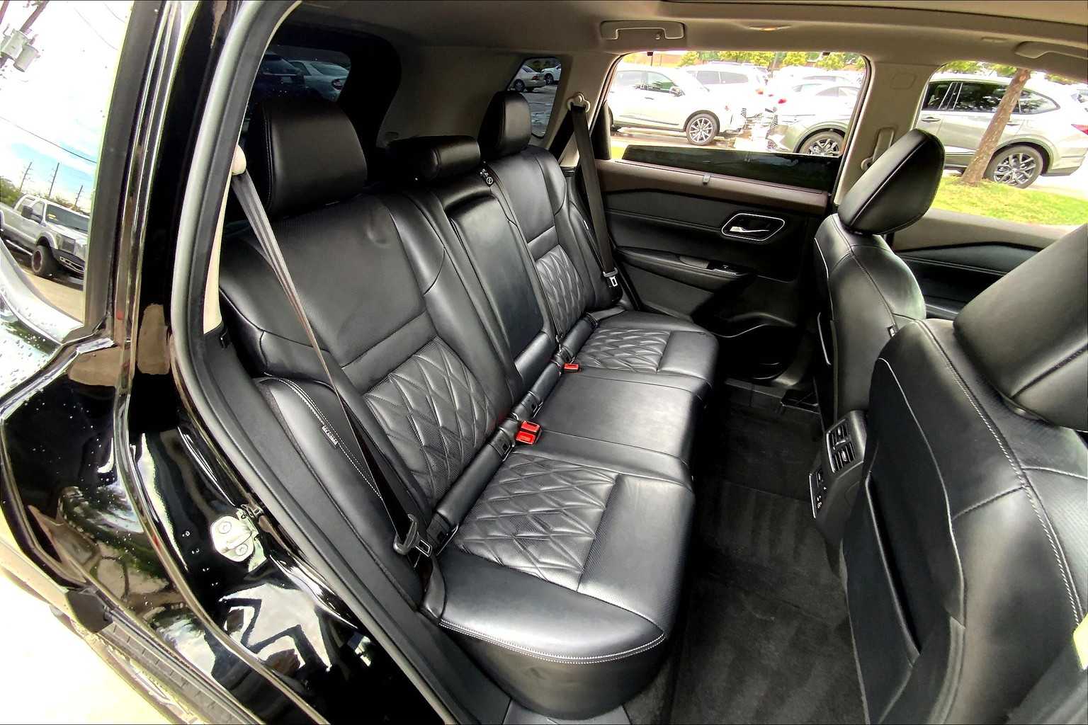 2022 Nissan Rogue Platinum Super Black at Tomball Ford