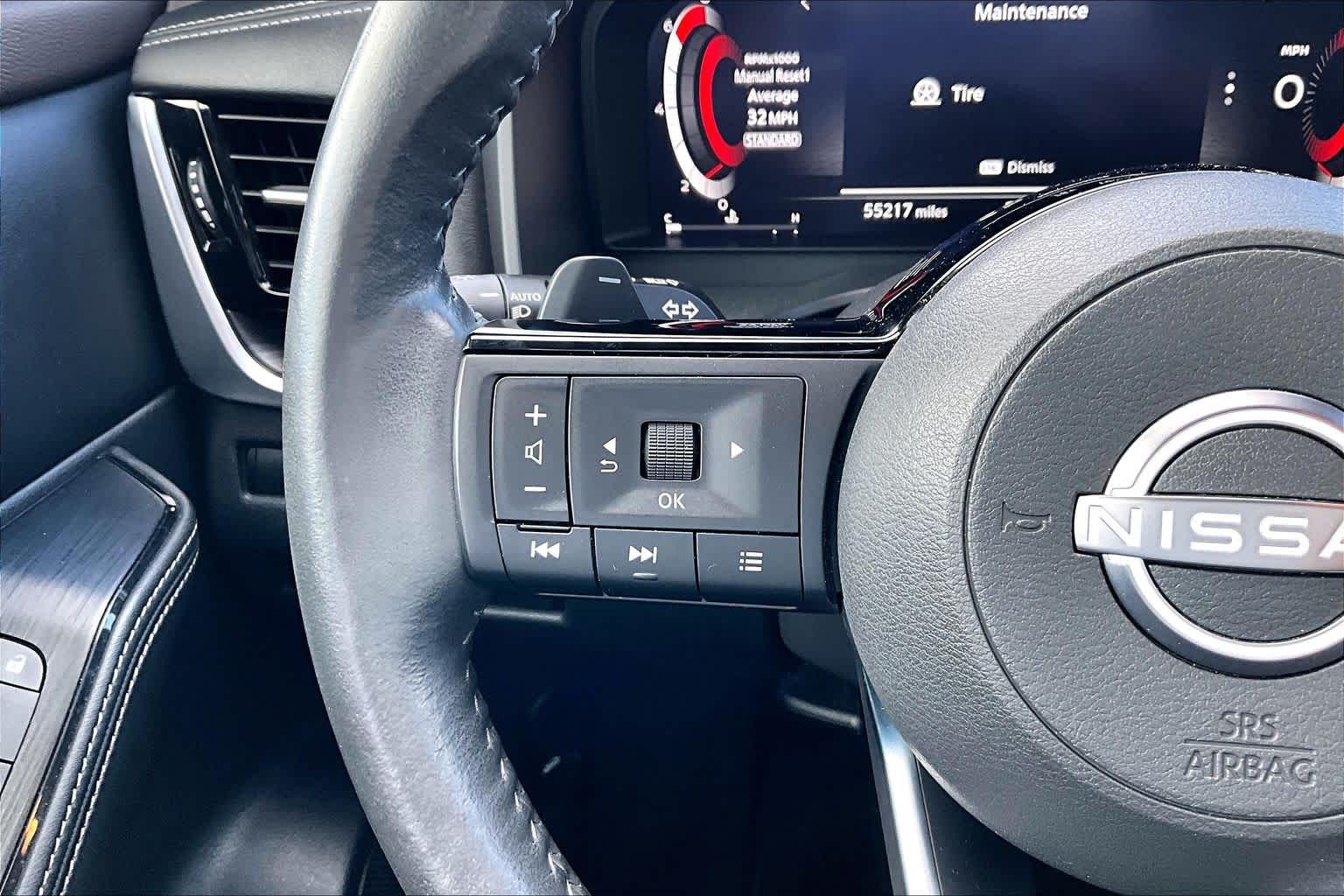 2022 Nissan Rogue Platinum Boulder Gray Pearl/Super Black at Sterling McCall Nissan