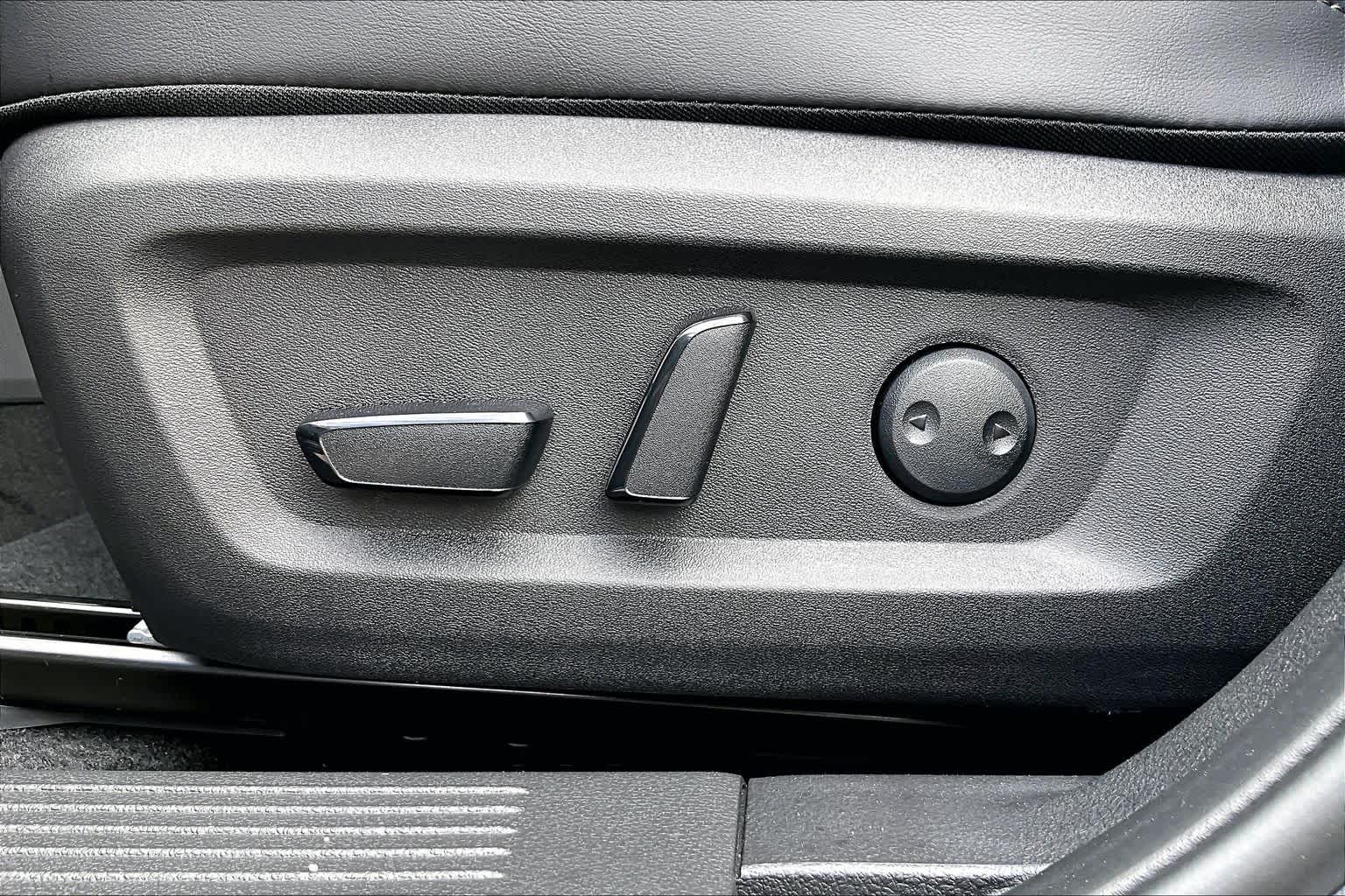 2026 Nissan Rogue Platinum Gun Metallic at Sterling McCall Nissan