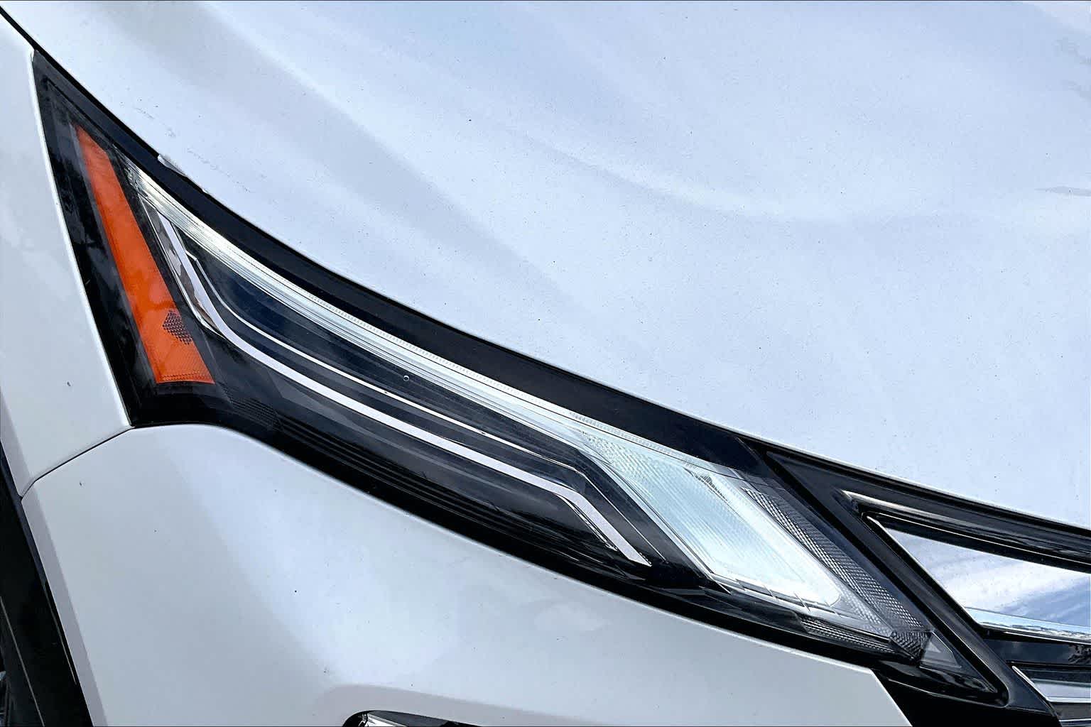 2026 Nissan Rogue Platinum Everest White Pearl Tricoat at AutoNation Chrysler Jeep Dodge Ram Spring