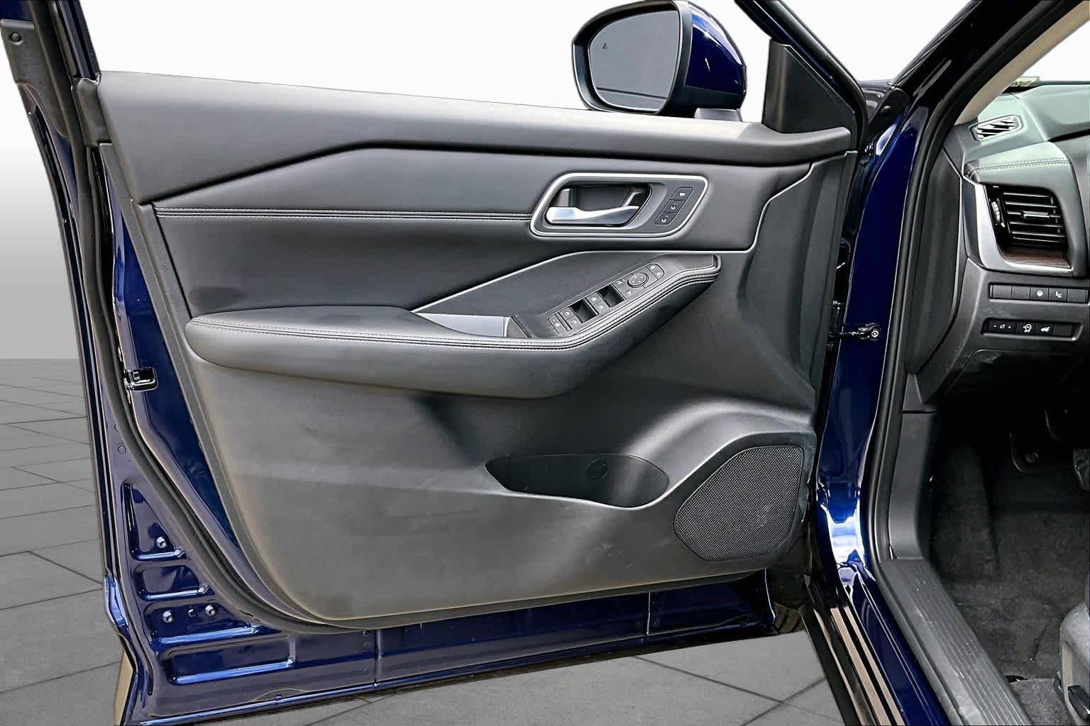 2026 Nissan Rogue Platinum Deep Ocean Blue Pearl at Lexus Southwest Houston