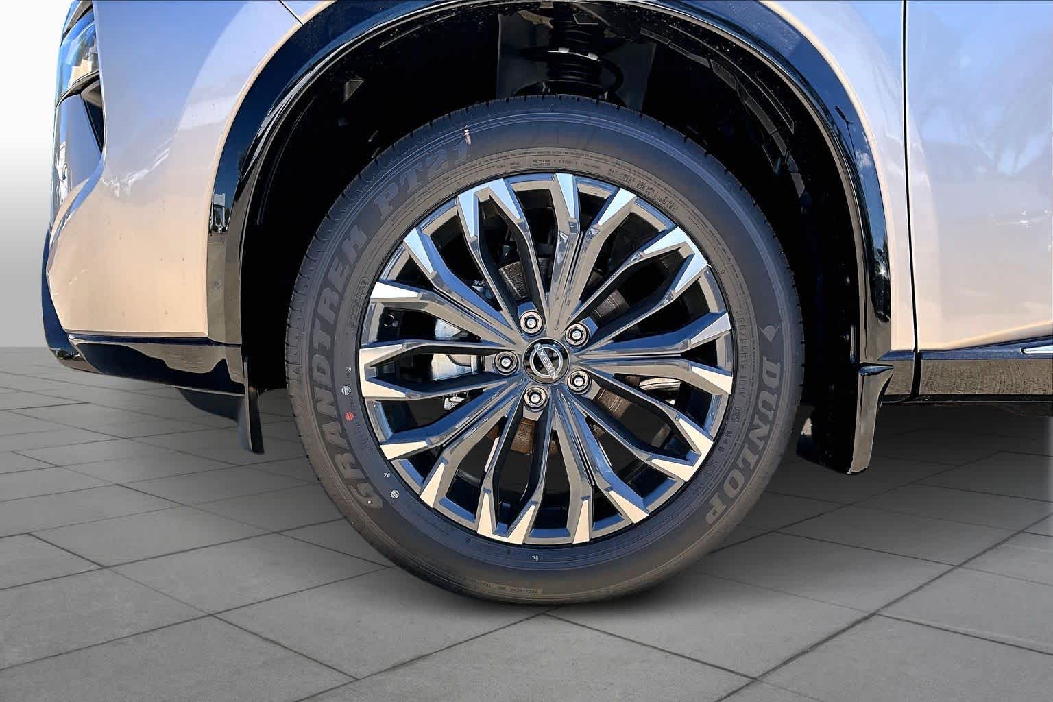 2026 Nissan Rogue Platinum Champagne Silver Metallic/Super Black at Sterling McCall Nissan