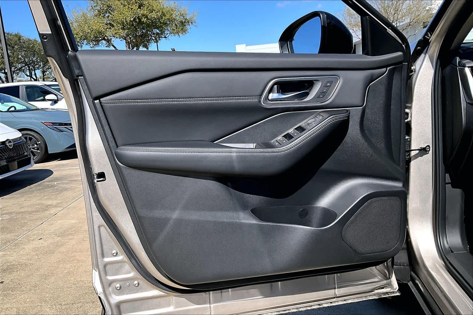 2026 Nissan Rogue Platinum Champagne Silver Metallic/Super Black at Sterling McCall Nissan