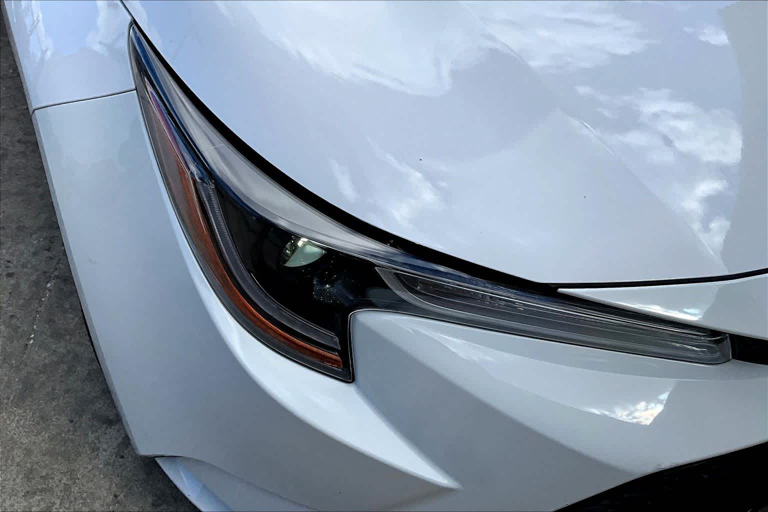 2021 Toyota Corolla LE Super White at HGreg Houston