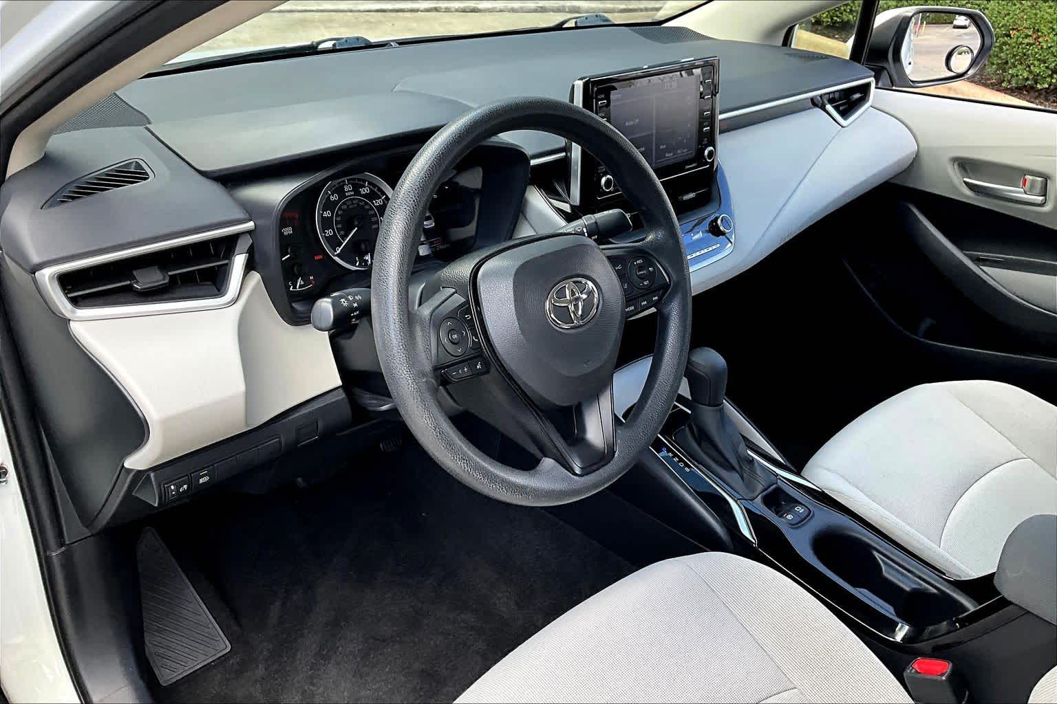 2021 Toyota Corolla LE Super White at HGreg Houston