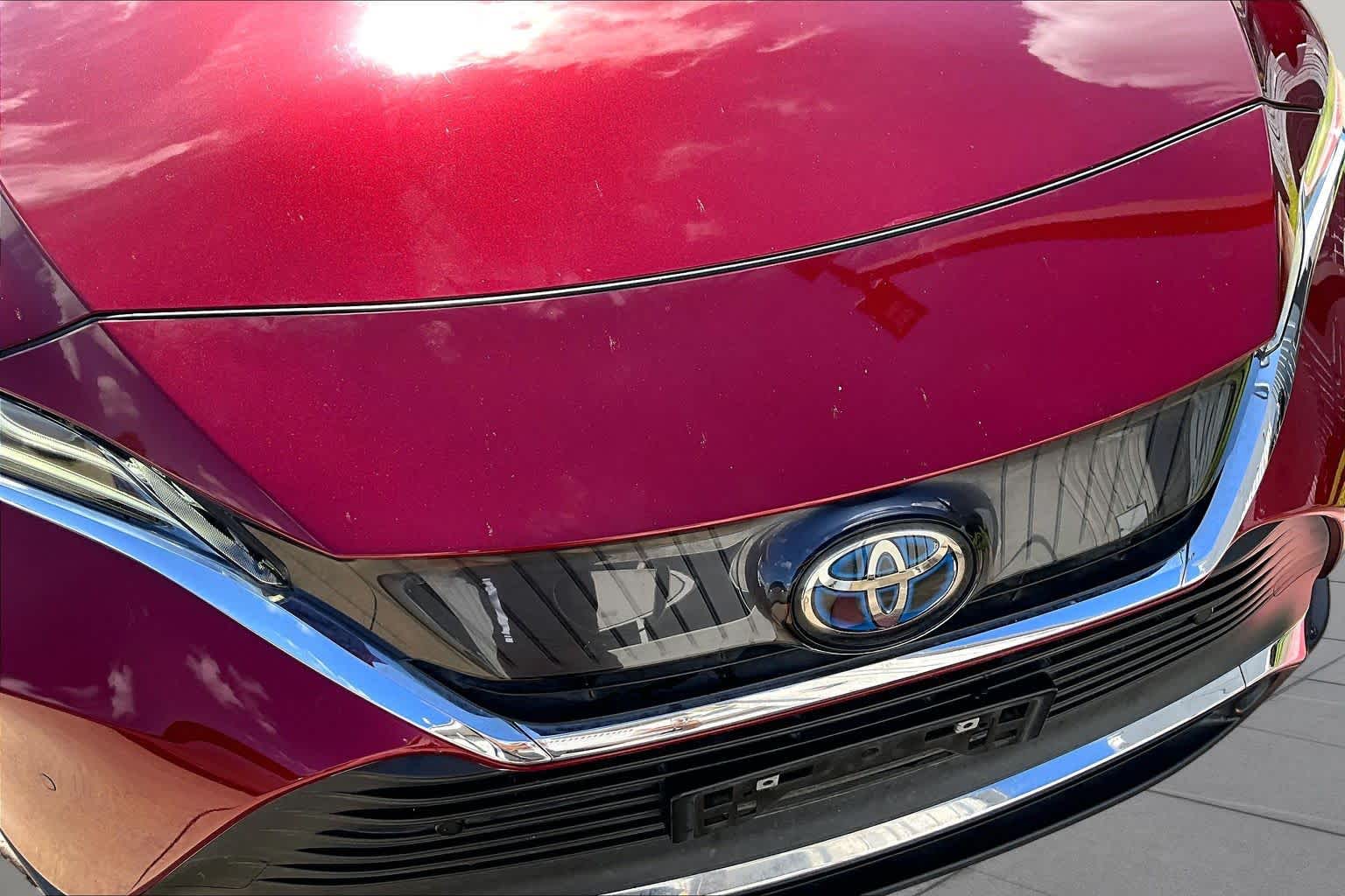 2021 Toyota Venza XLE Ruby Flare Pearl at Texan GMC Buick