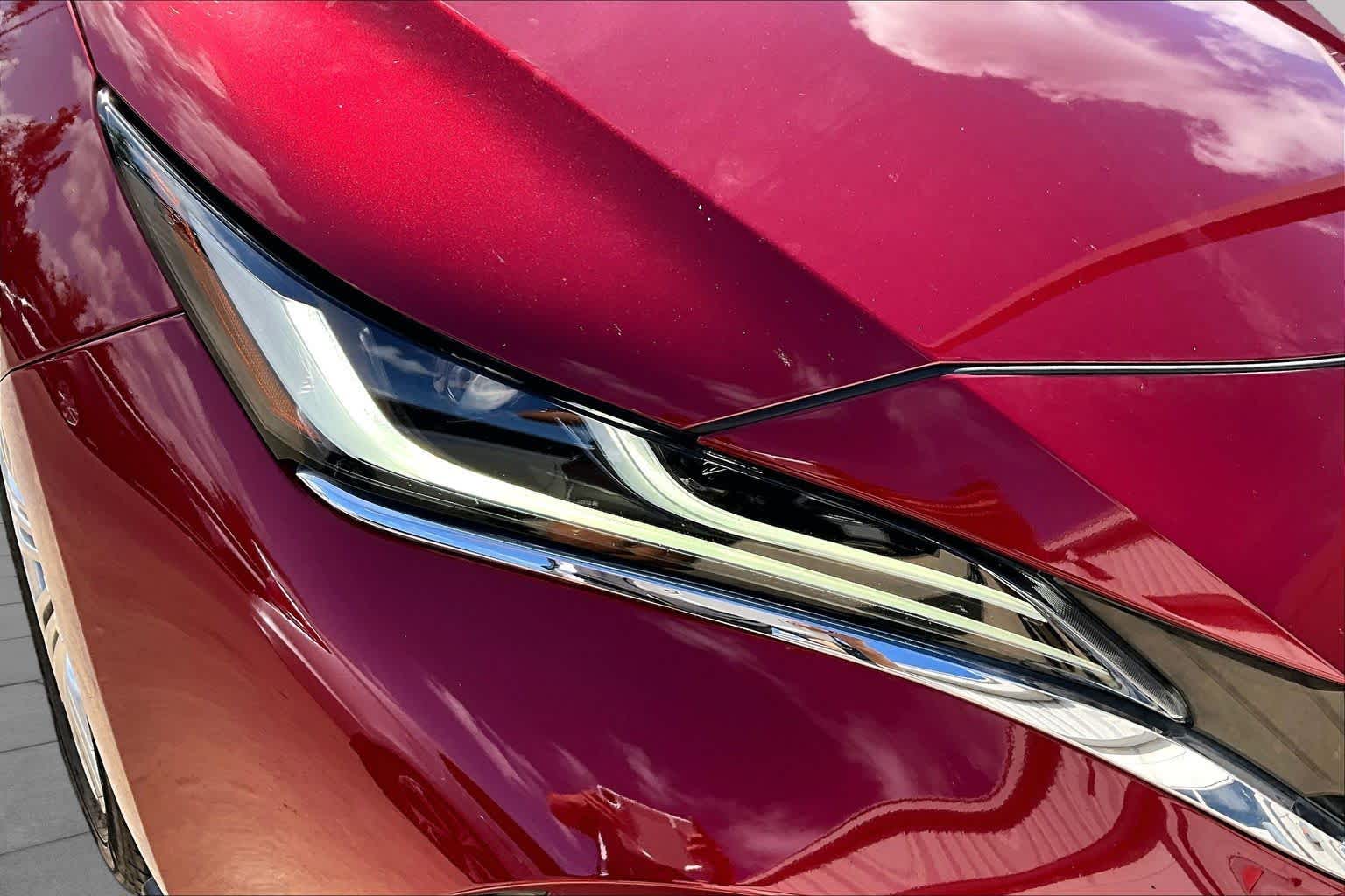 2021 Toyota Venza XLE Ruby Flare Pearl at Texan GMC Buick