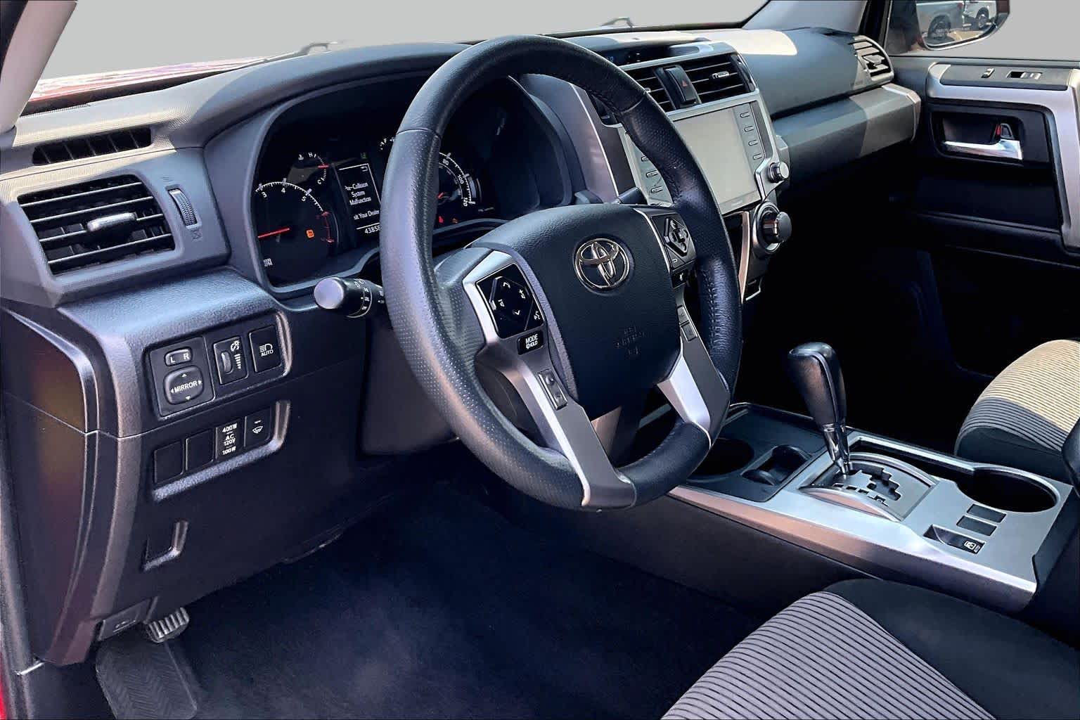 2023 Toyota 4Runner photo 17 of 36