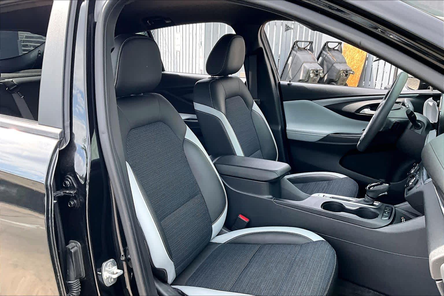 2024 Buick Envista Preferred Ebony Twilight Metallic at Texan GMC Buick