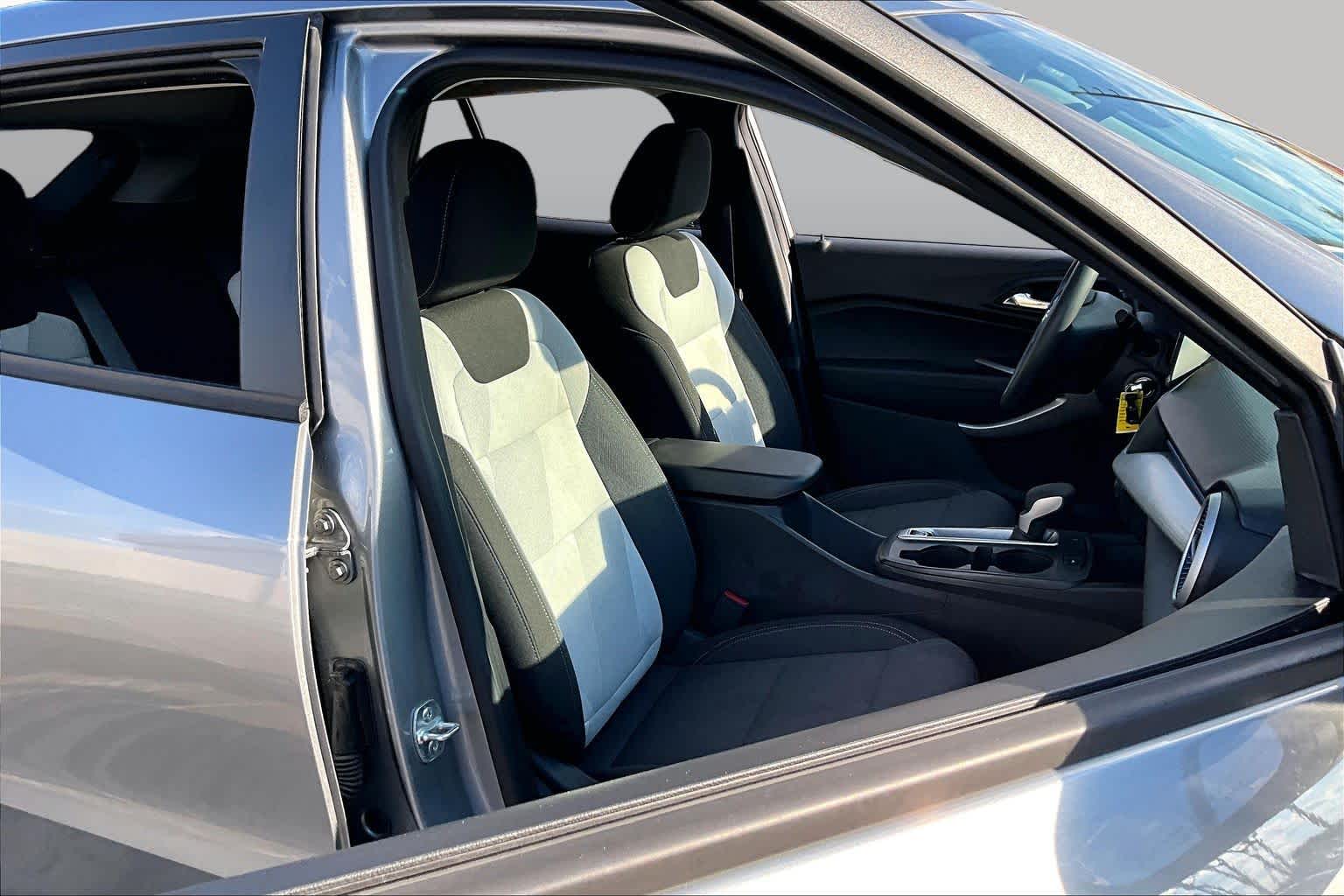 2024 Chevrolet Trax photo 9 of 32