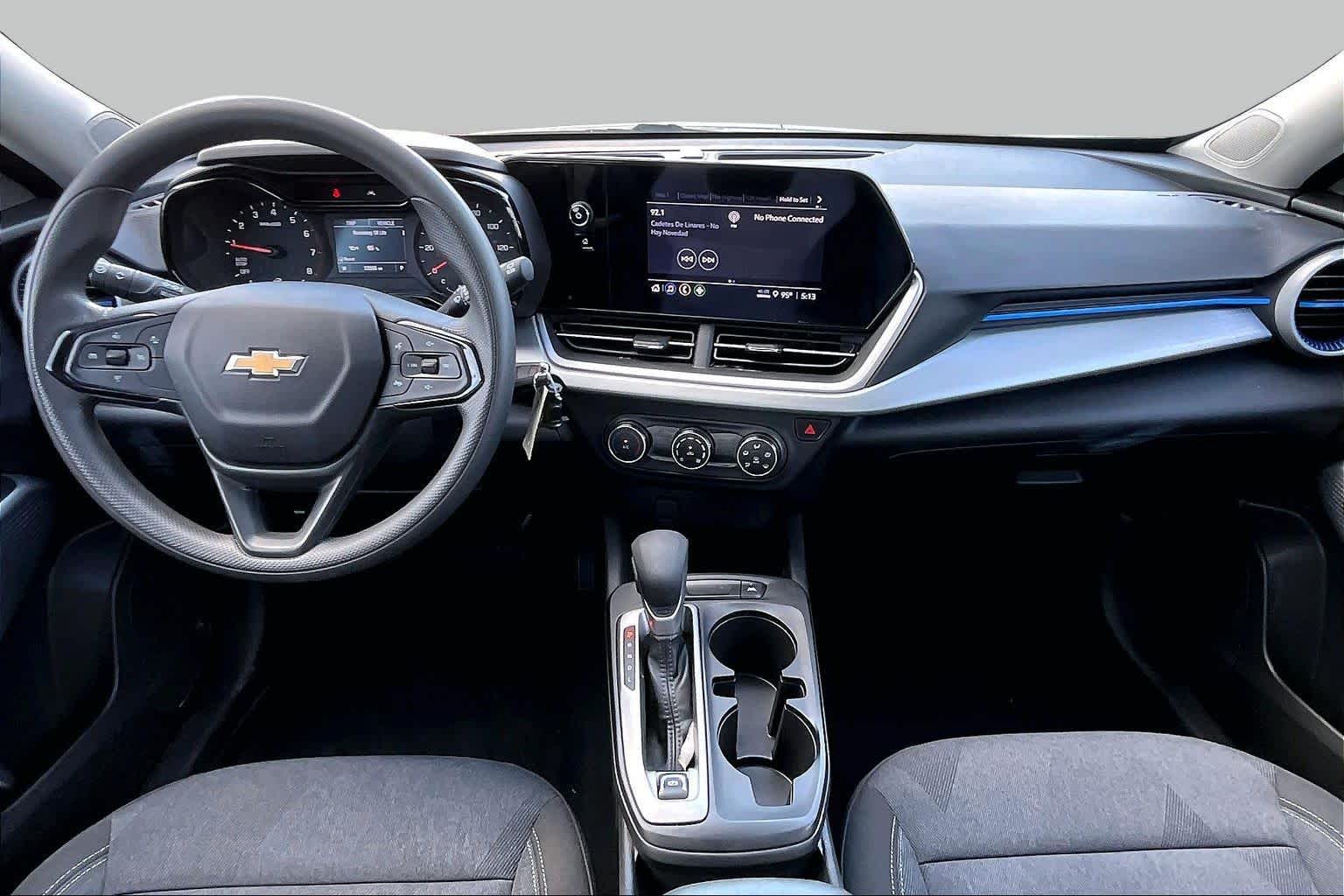 2024 Chevrolet Trax photo 15 of 32