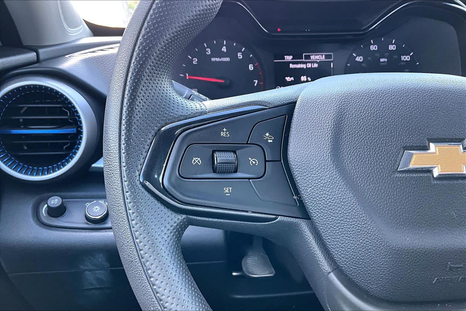 2024 Chevrolet Trax photo 23 of 32