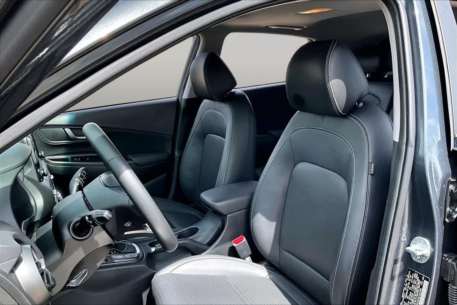 2020 Hyundai Kona photo 8 of 35