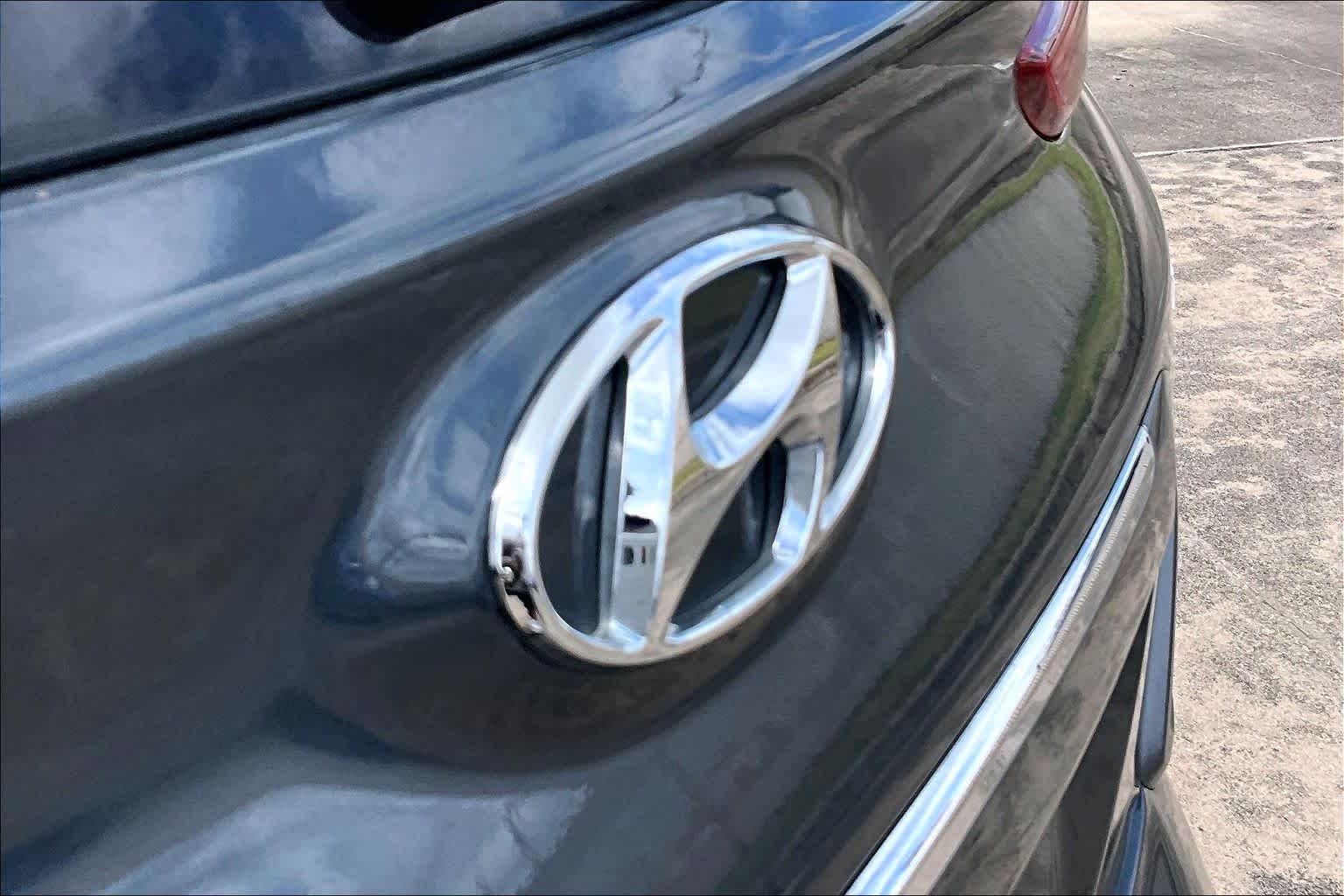 2020 Hyundai Kona photo 10 of 35