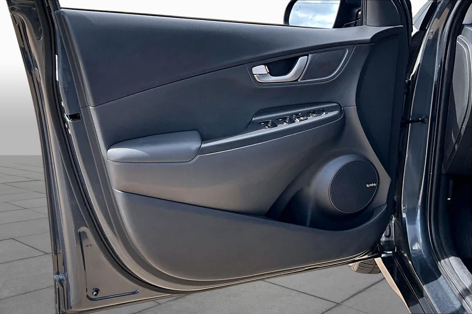 2020 Hyundai Kona photo 22 of 35
