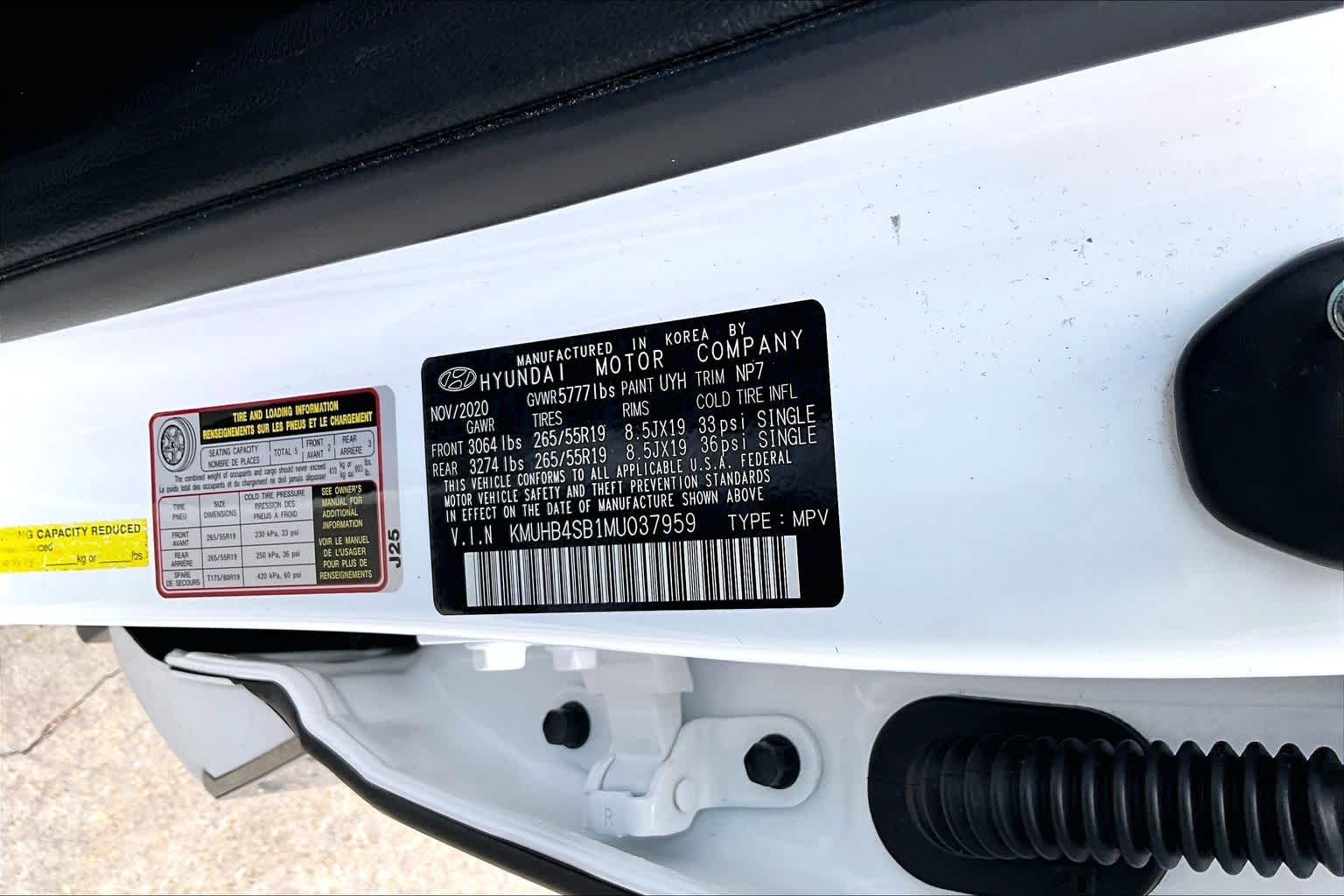 2021 Genesis GV80  Uyuni White at Westside Kia