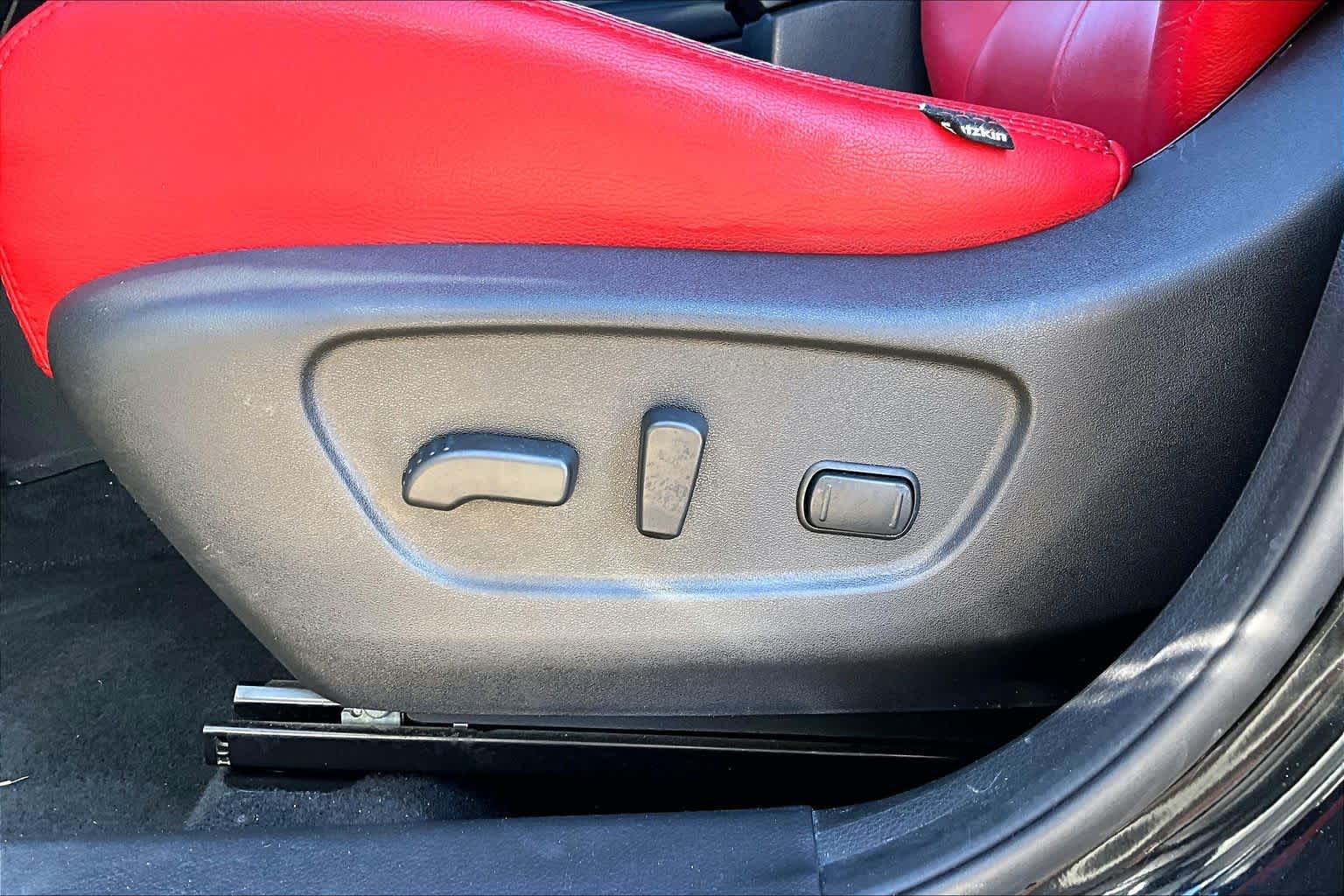 2020 Nissan Rogue SV Magnetic Black Pearl at Sterling McCall Acura