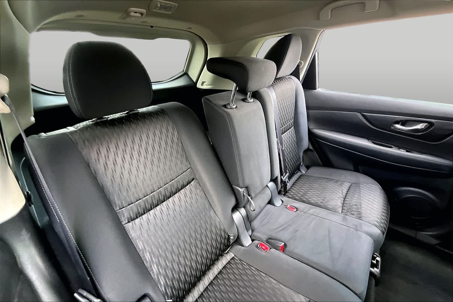 2020 Nissan Rogue SV MAGNETIC BLACK at Beck & Masten Kia