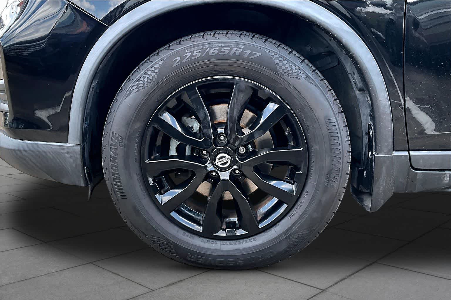 2020 Nissan Rogue SV MAGNETIC BLACK at Beck & Masten Kia