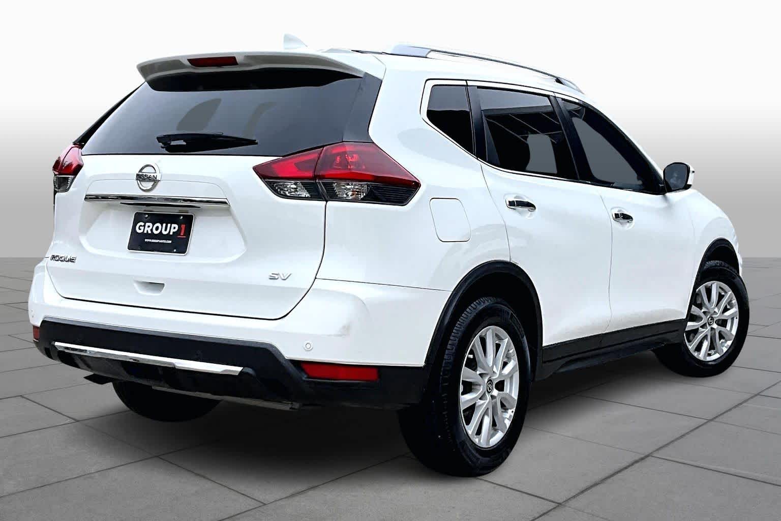 2020 Nissan Rogue SV Glacier White at Sterling McCall Nissan