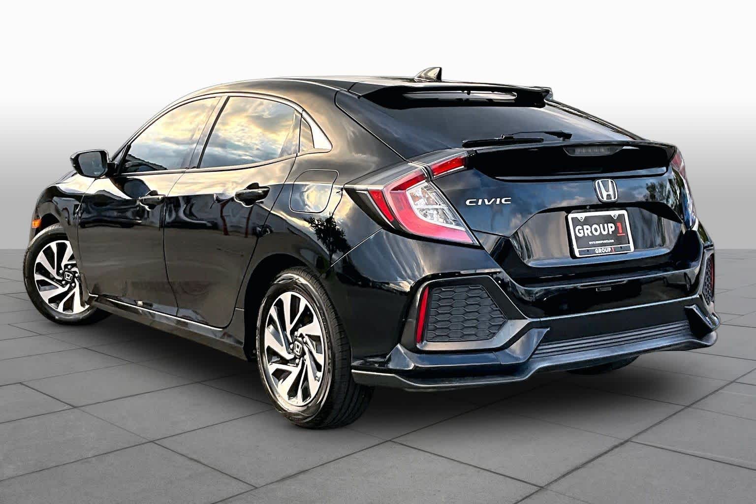 2019 Honda Civic Hatchback photo 11 of 31