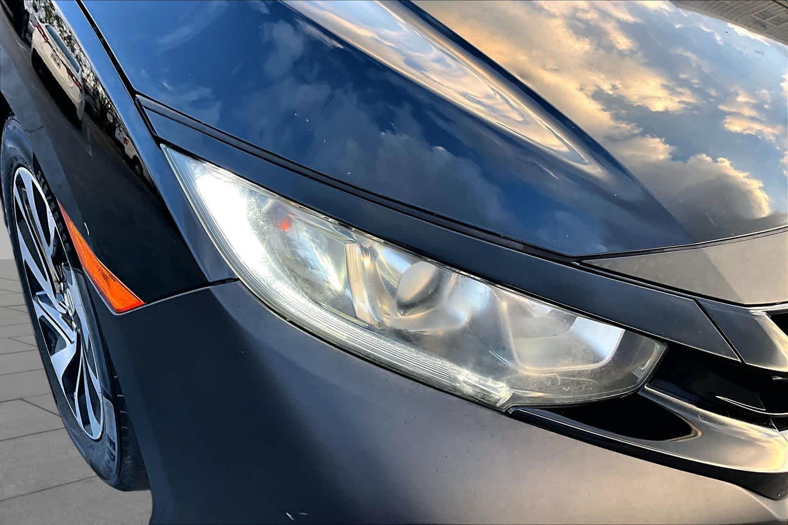2019 Honda Civic Hatchback photo 26 of 31