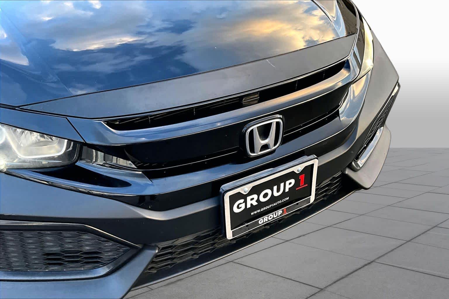 2019 Honda Civic Hatchback photo 28 of 31