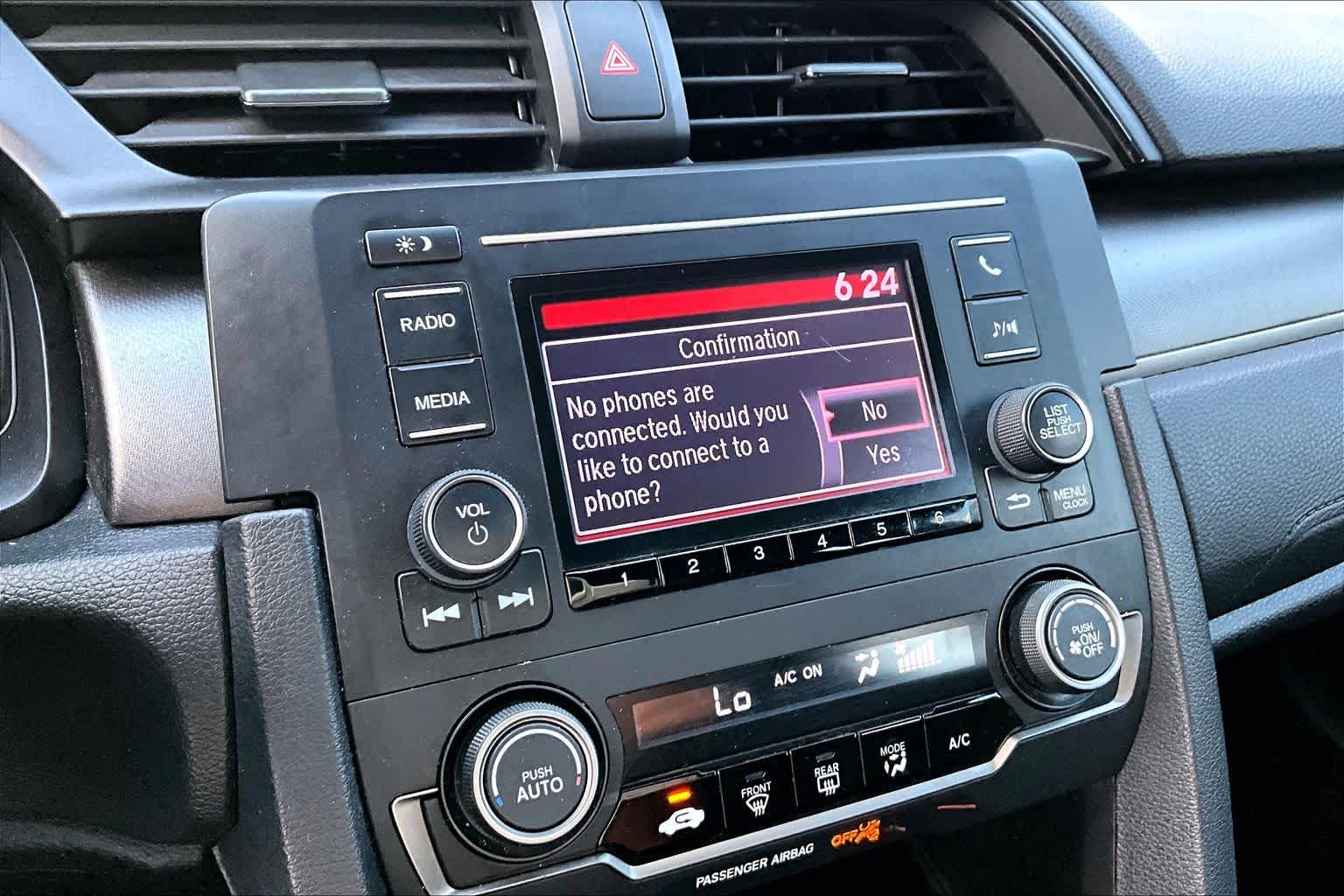 2019 Honda Civic Hatchback photo 30 of 31