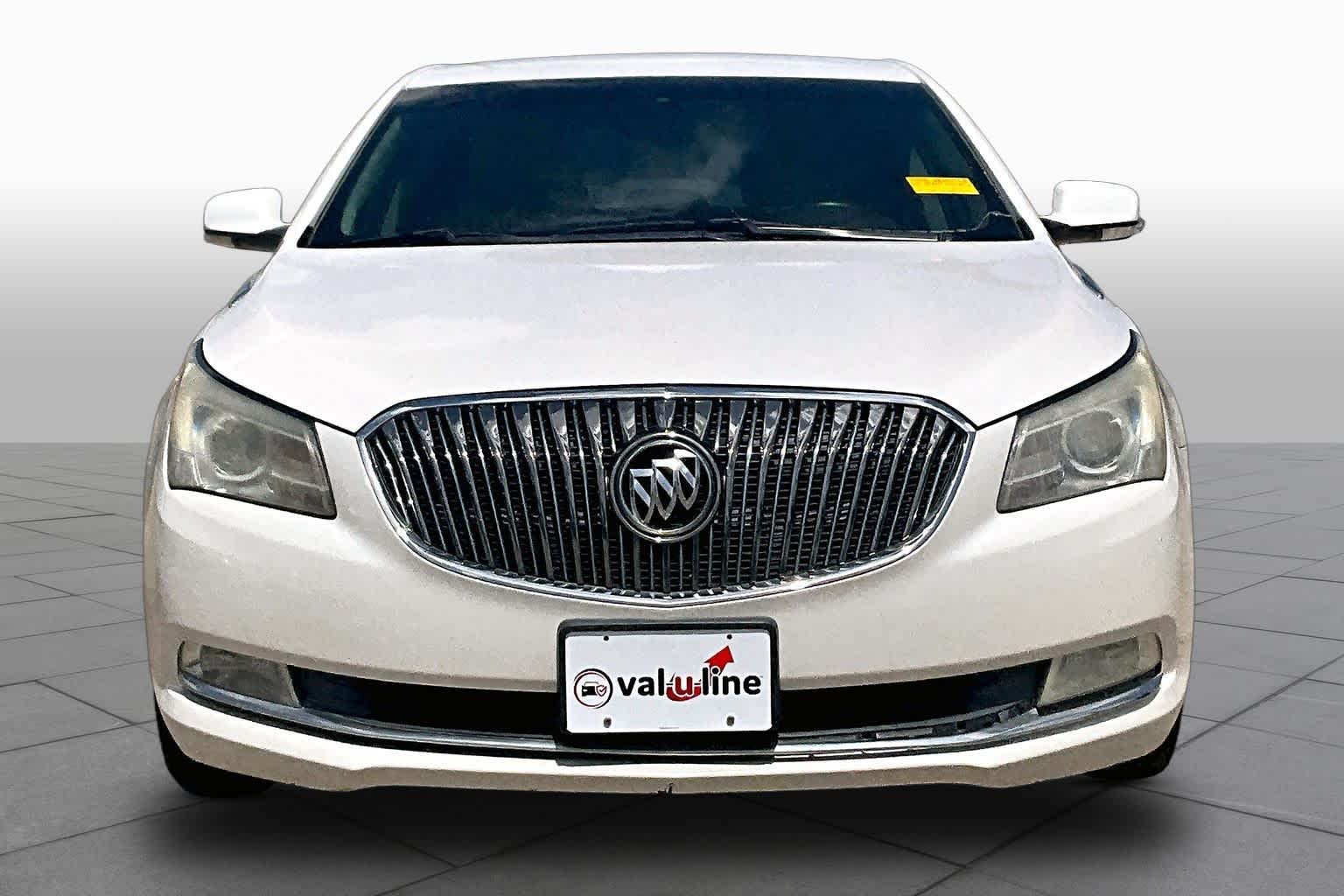 Pre-Owned 2015 Buick LaCrosse Leather