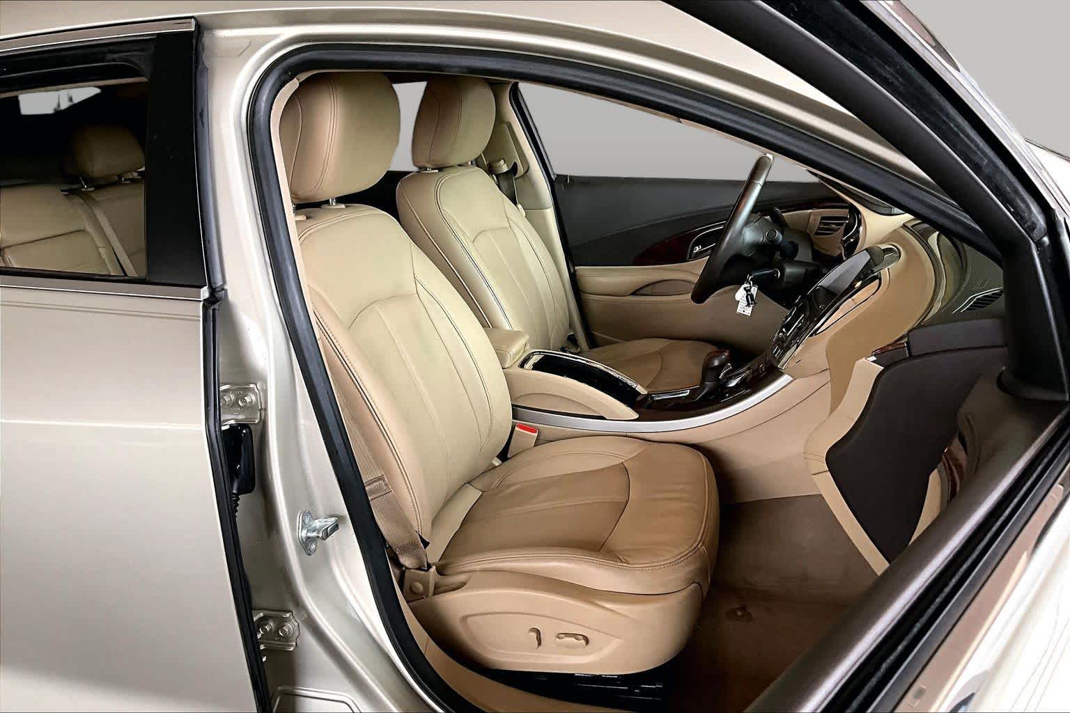 Used 2013 CHAMPAGNE SILVER METALLIC Buick Leather image 8