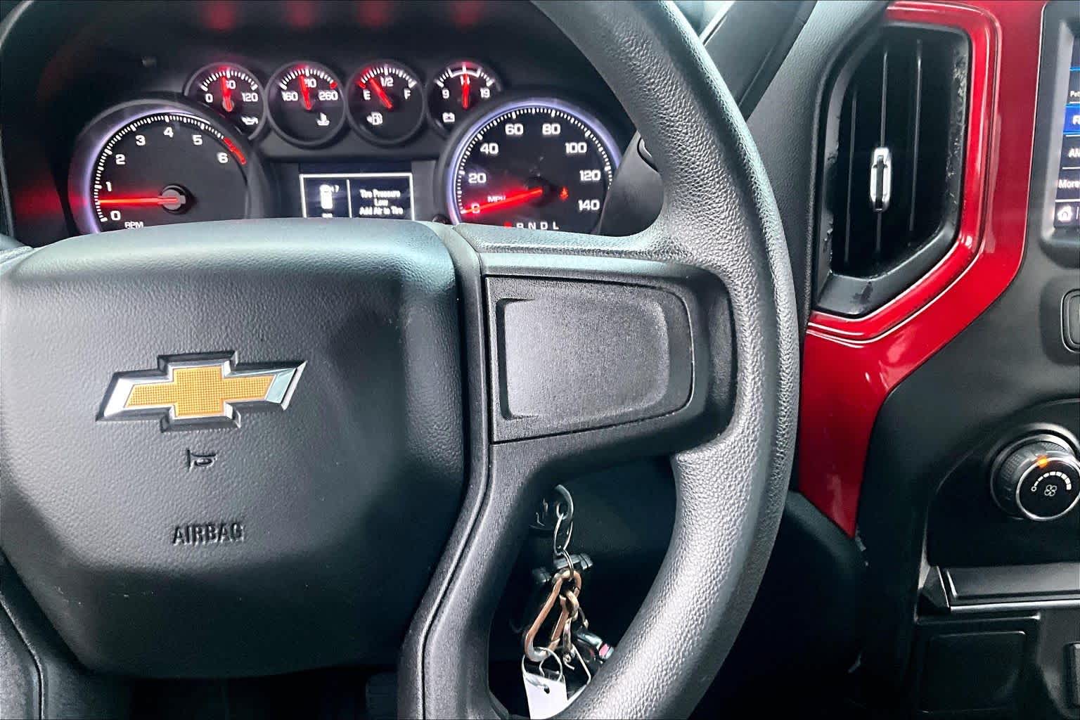 Used 2021 BLACK Chevrolet Custom image 25
