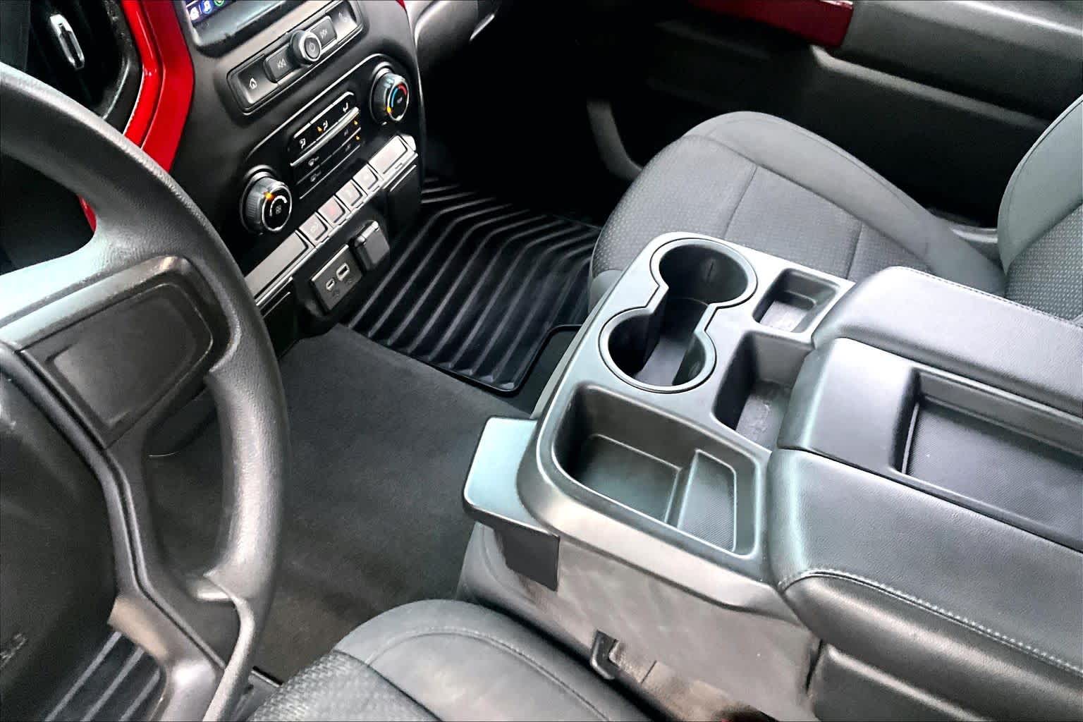 Used 2021 BLACK Chevrolet Custom image 17