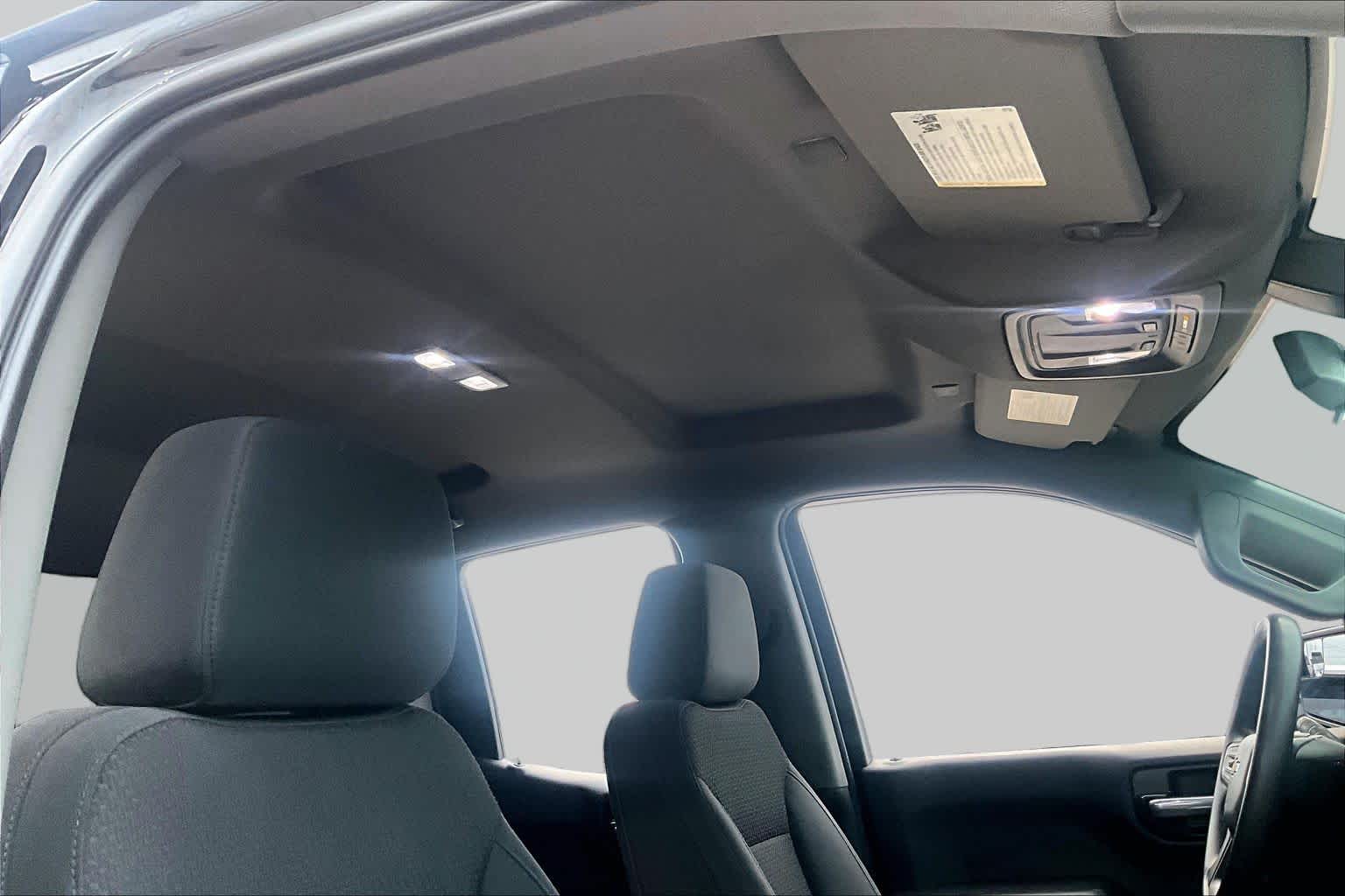 Used 2021 BLACK Chevrolet Custom image 14