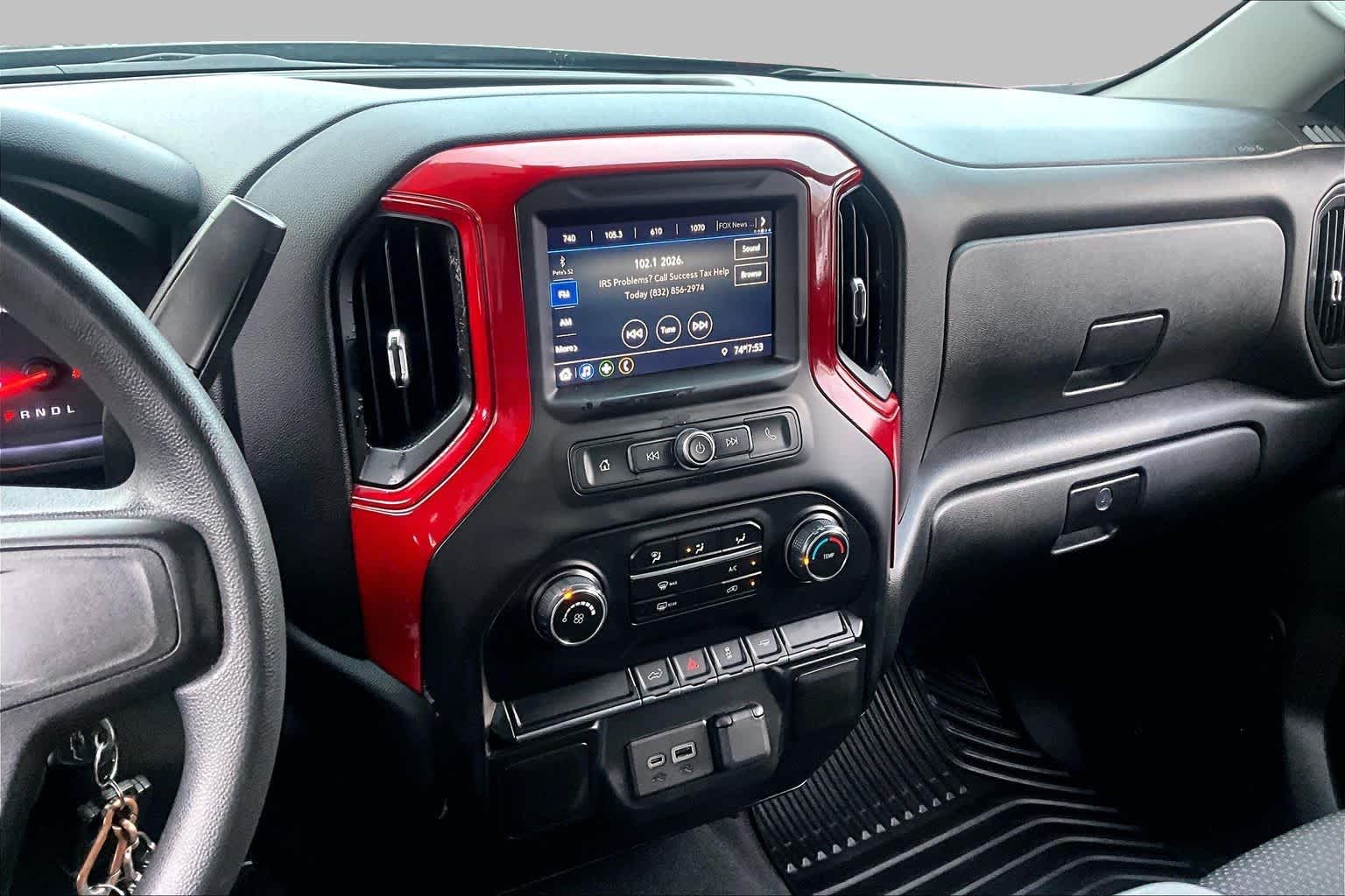 Used 2021 BLACK Chevrolet Custom image 7