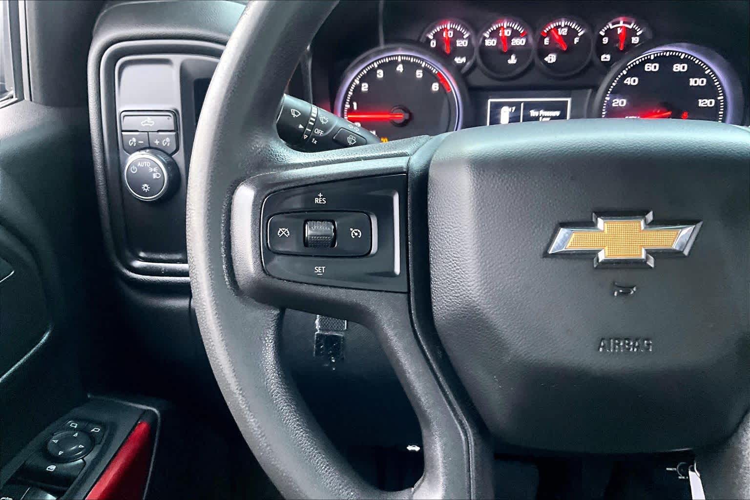 Used 2021 BLACK Chevrolet Custom image 24