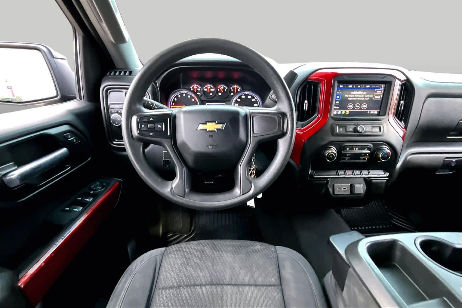 Used 2021 BLACK Chevrolet Custom image 6