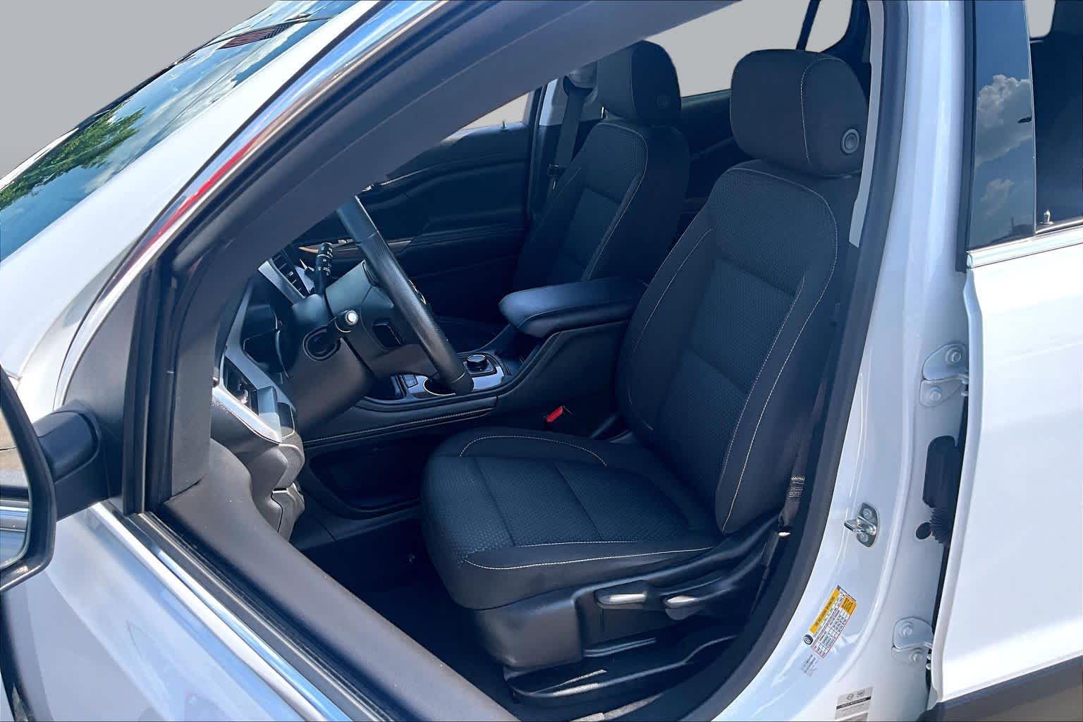 Pre-Owned 2023 GMC Acadia SLE