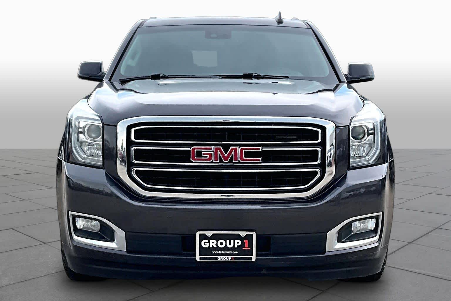 Pre-Owned 2017 GMC Yukon SLT