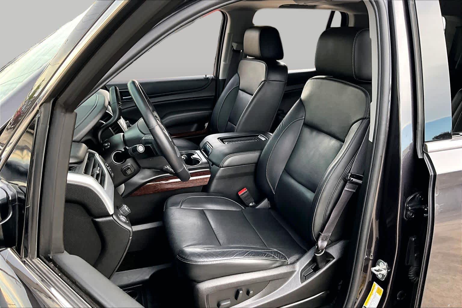 Pre-Owned 2017 GMC Yukon SLT