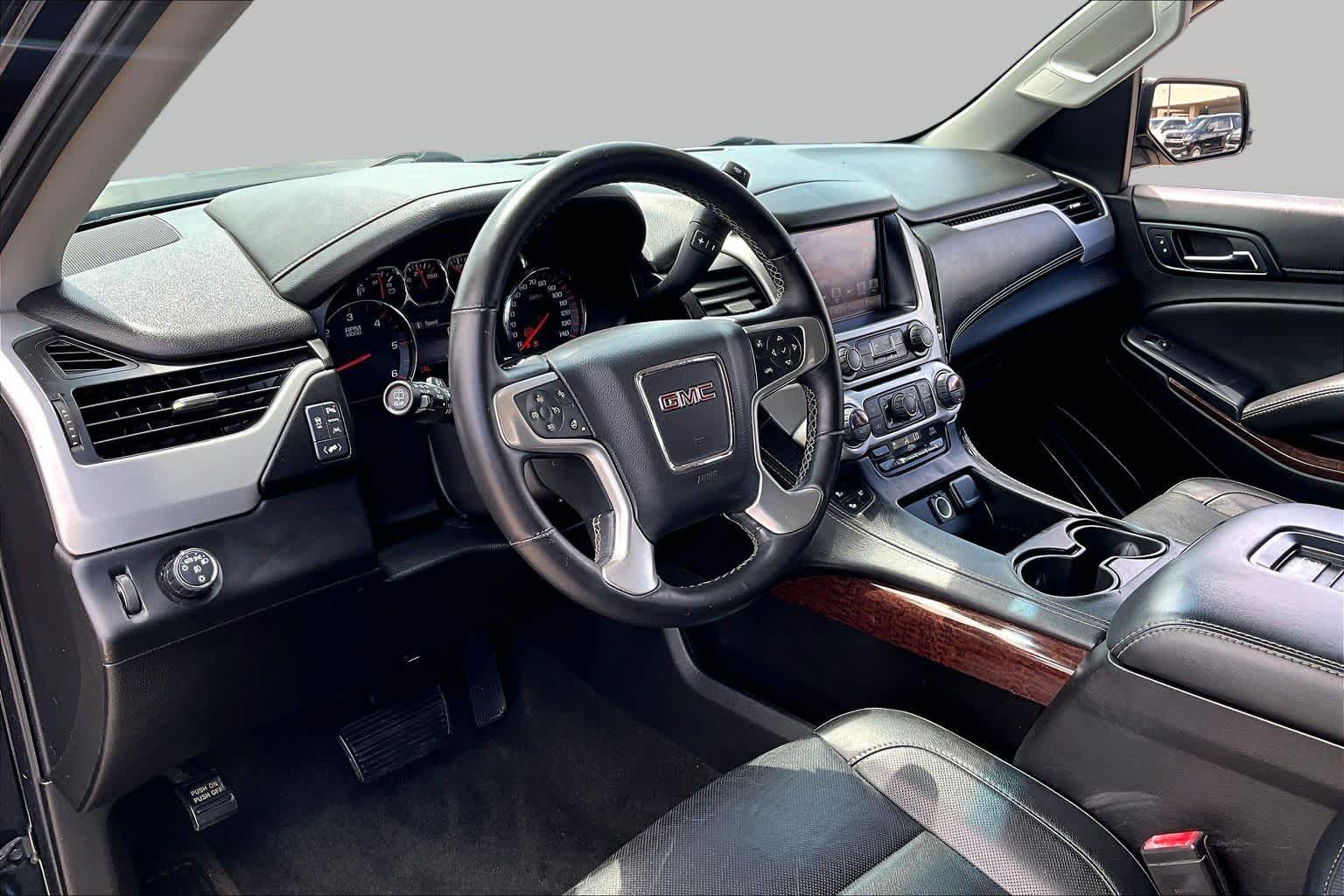 Used 2016 ONYX BLACK GMC SLT image 18