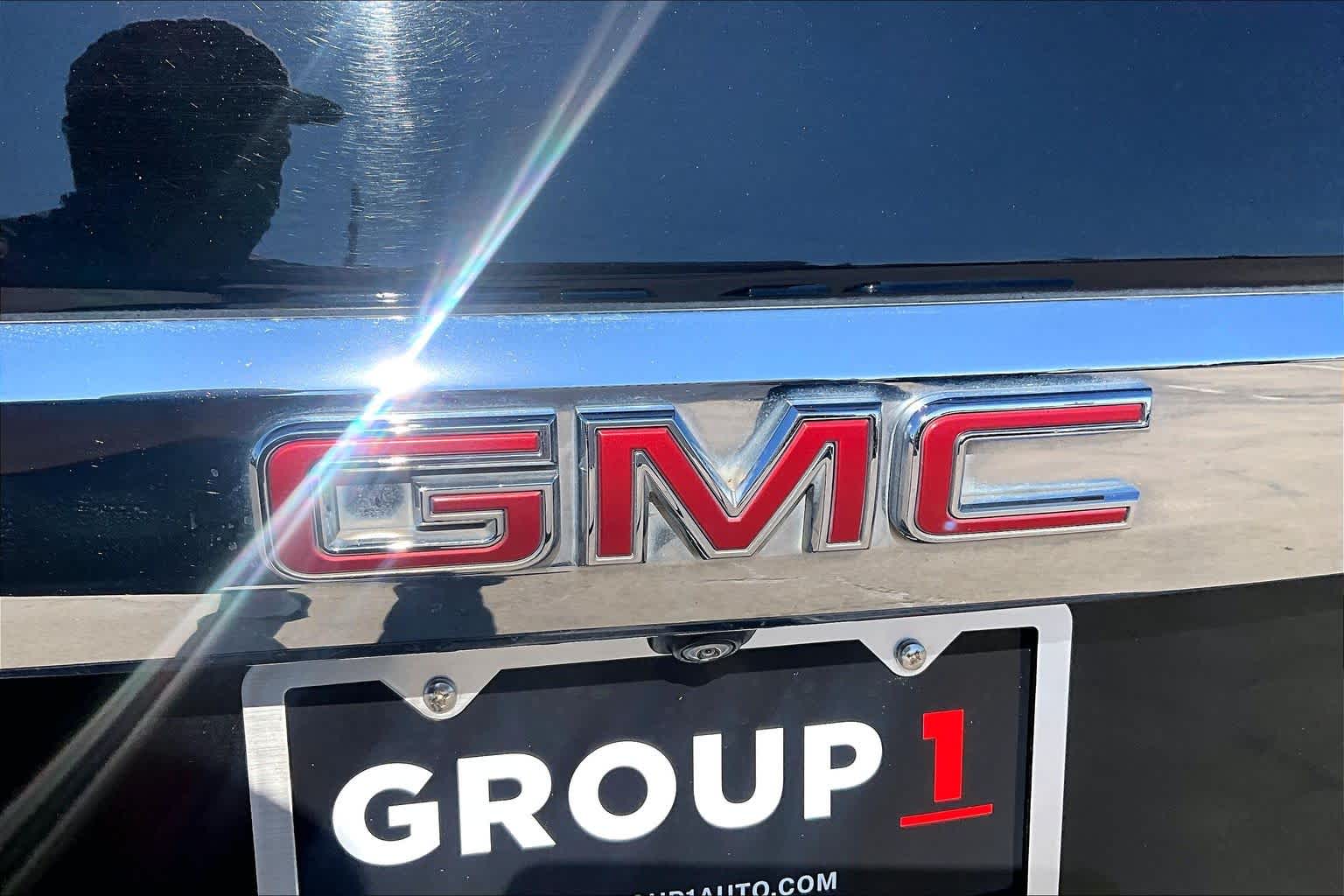 Used 2023 ONYX BLACK GMC SLT image 31