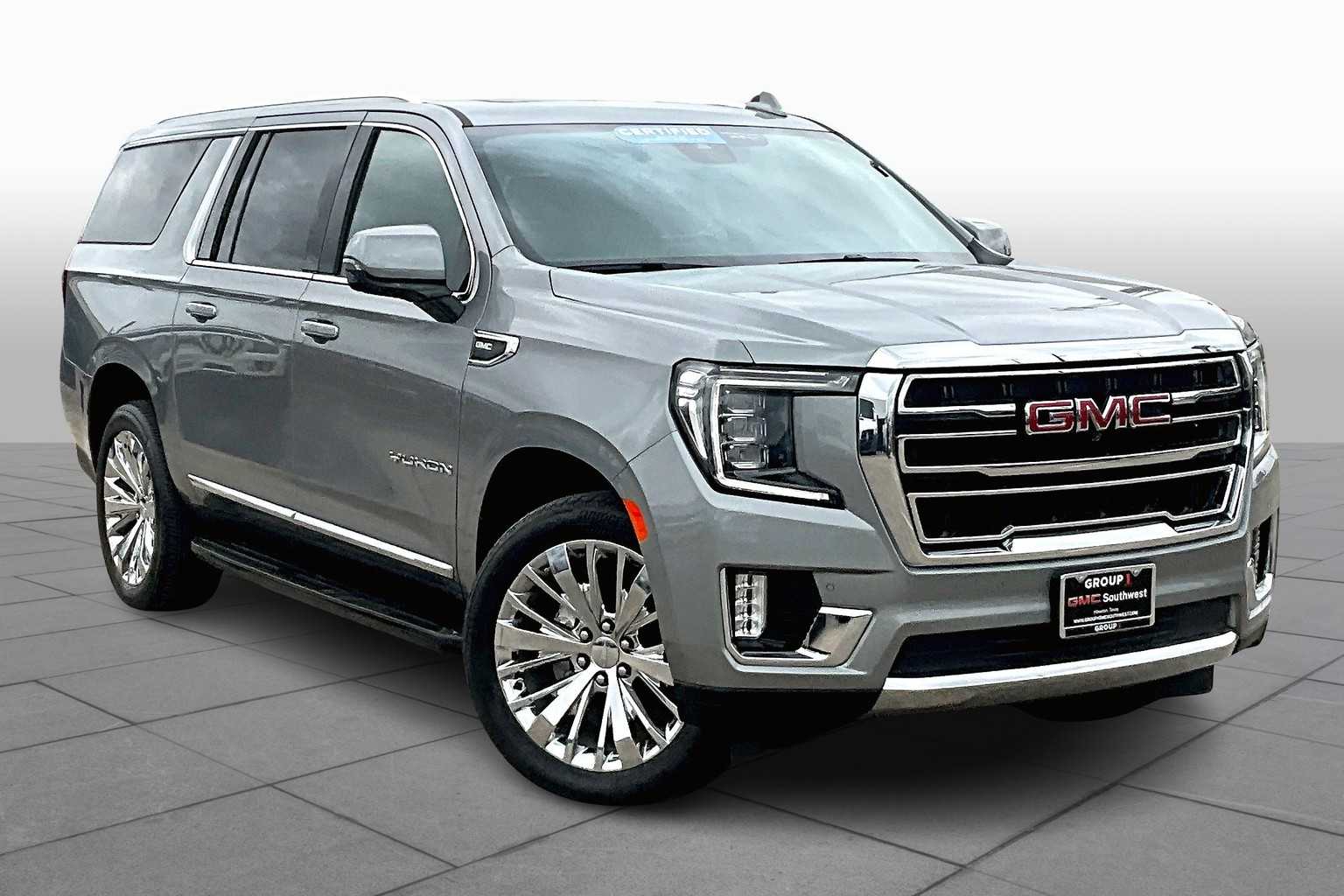 Used 2023 Sterling Metallic GMC SLT image 3