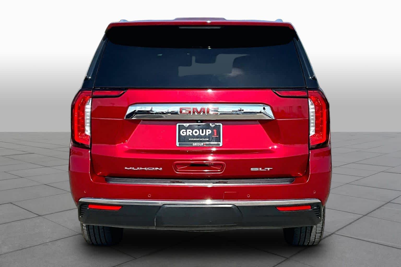 Pre-Owned 2022 GMC Yukon XL SLT