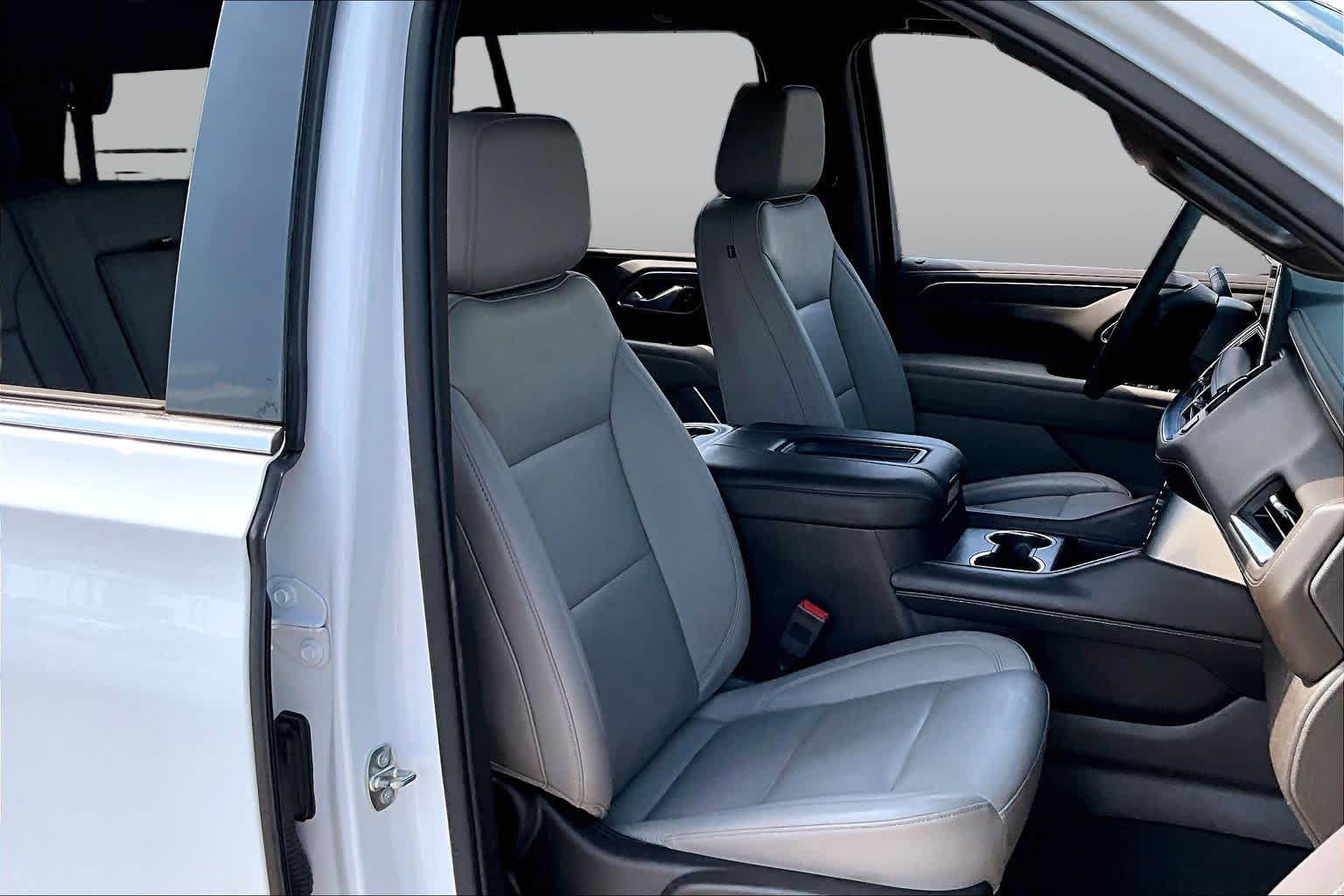 Used 2022 SUMMIT WHITE Chevrolet LT image 9