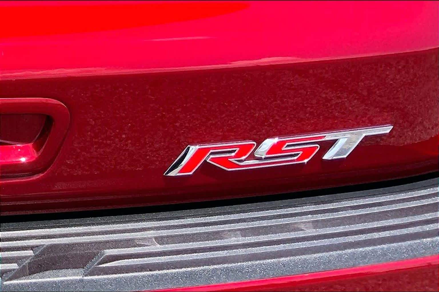 Used 2024 Radiant Red Tintcoat Chevrolet RST image 10