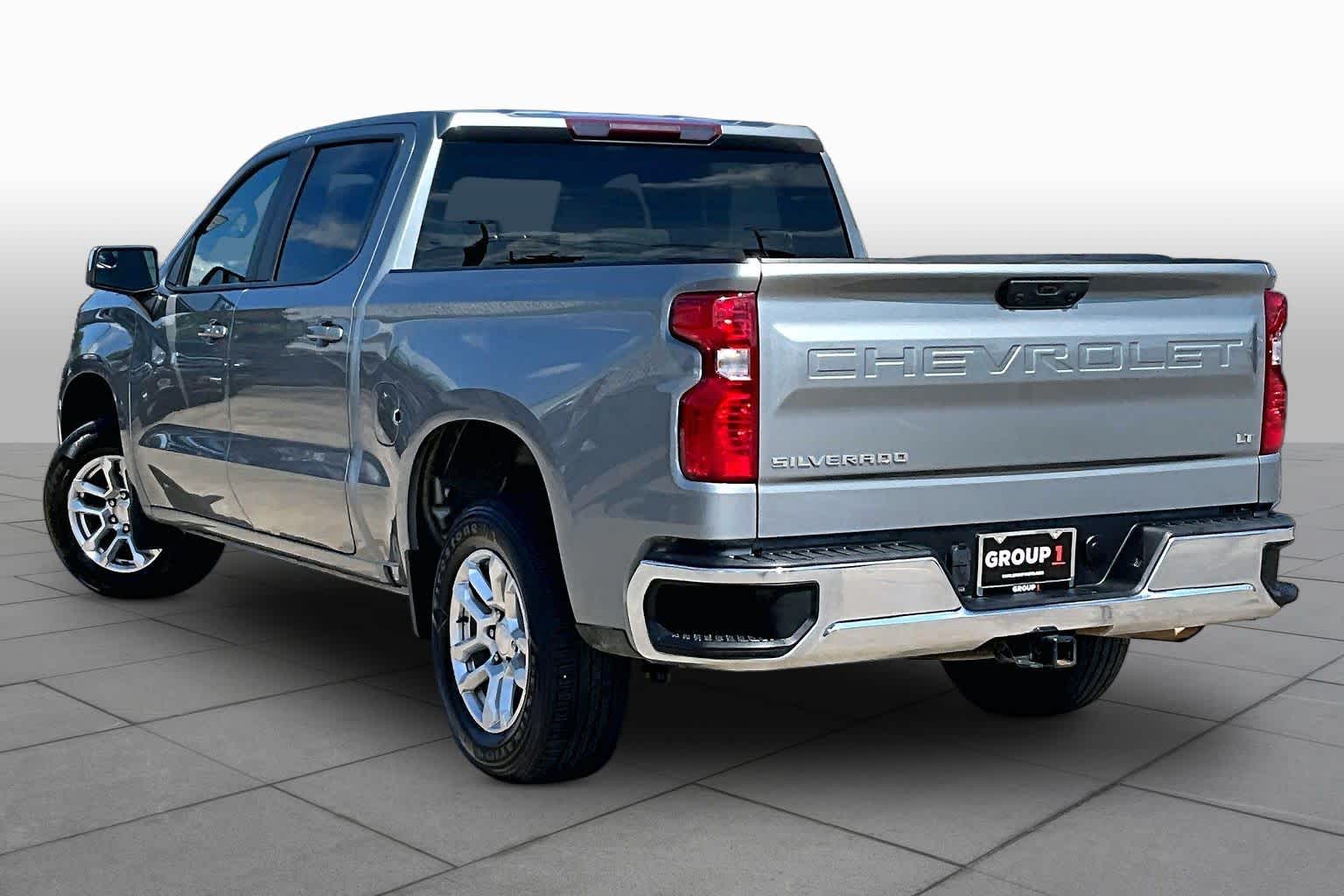 Used 2023 STERLING GRAY METALLIC Chevrolet LT image 12