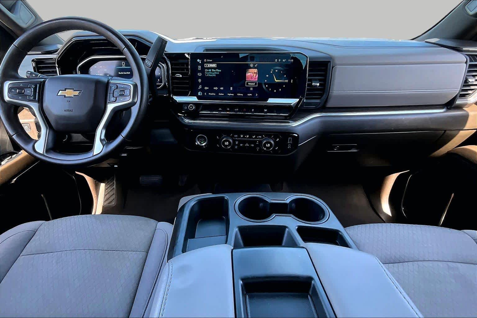 Used 2023 STERLING GRAY METALLIC Chevrolet LT image 16